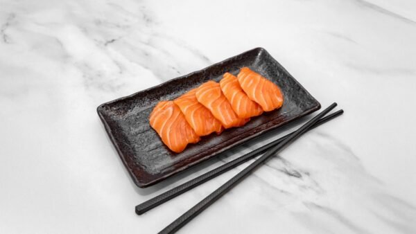 Sashimi Salmon (5 Pieces)